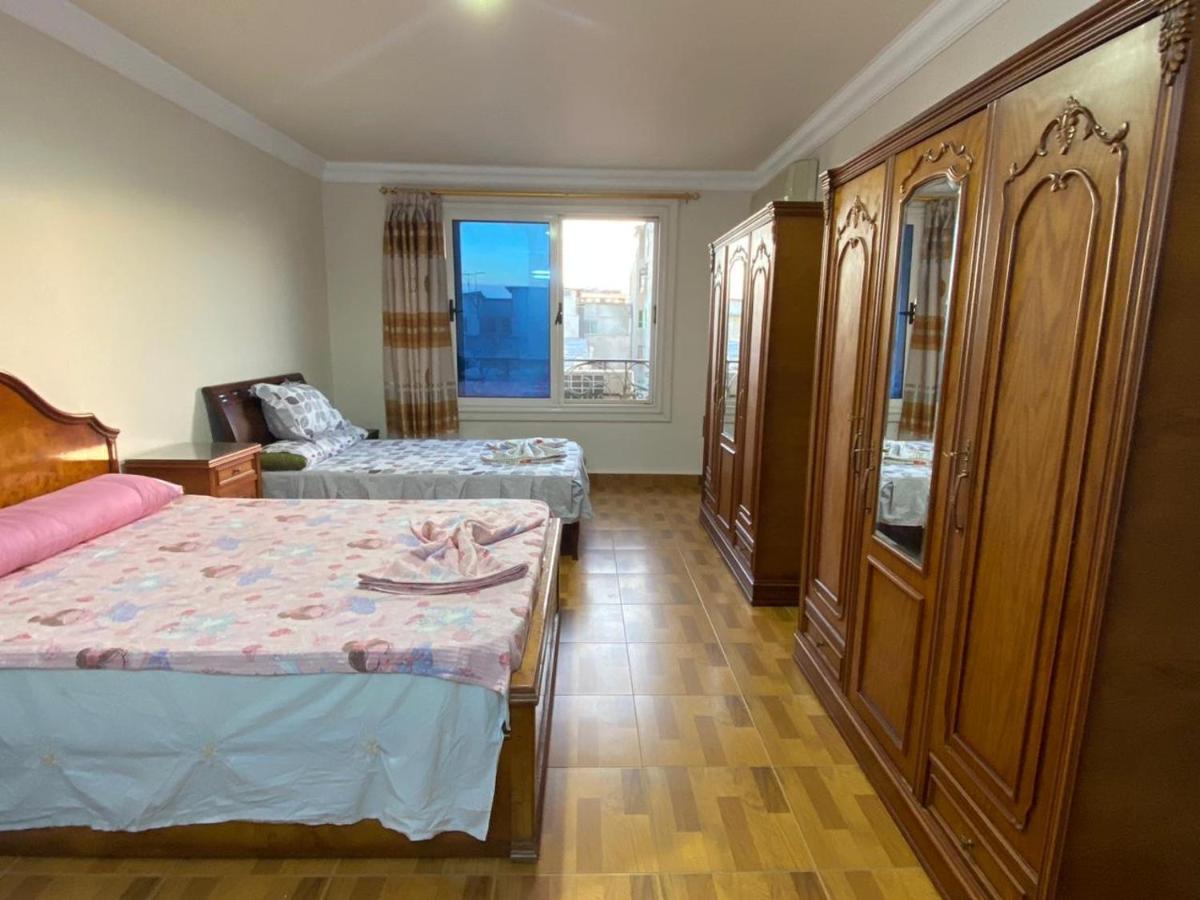 Apartment شقه مطله علي قناة السويس والبحر فيو رائع 702